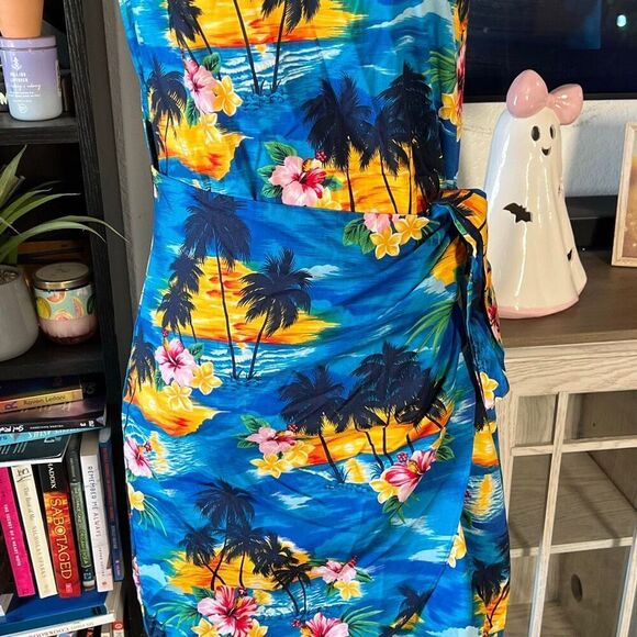 Pacific Legend Size Medium Made in Hawaii Blue floral print wrap dress - Picture 3 of 7